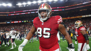 NFC West: 49ers starting nose tackle injures knee in Australia, out for season