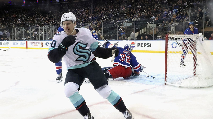 Winger Eeli Tolvanen leaves Seattle Kraken for New York in free agency