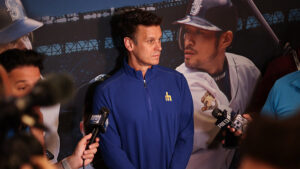 Mariners ‘will go outside to hire our manager,’ Jerry Dipoto says