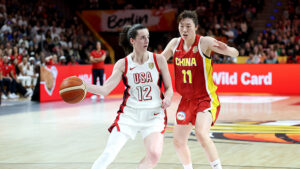 Clark, Bueckers shine in World Cup debuts as US women rout China 94-61