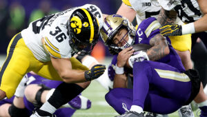 UW Huskies QB Demond Williams Jr. day-to-day with ‘significant’ ribs injury