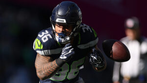 Instant Reaction: Seahawks sloppy in narrow loss to 49ers