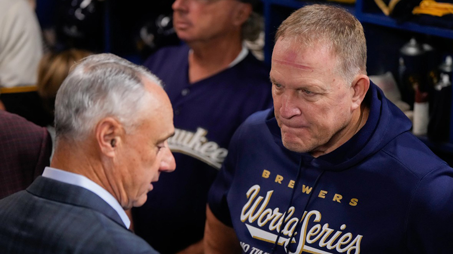 MLB commissioner Rob Manfred Milwaukee Brewers manager Pat Murphy 2026 World Series...