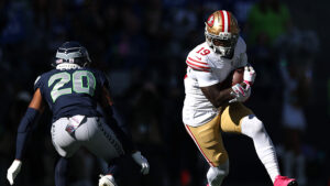 49ers WR Deebo Samuel to miss time with injury