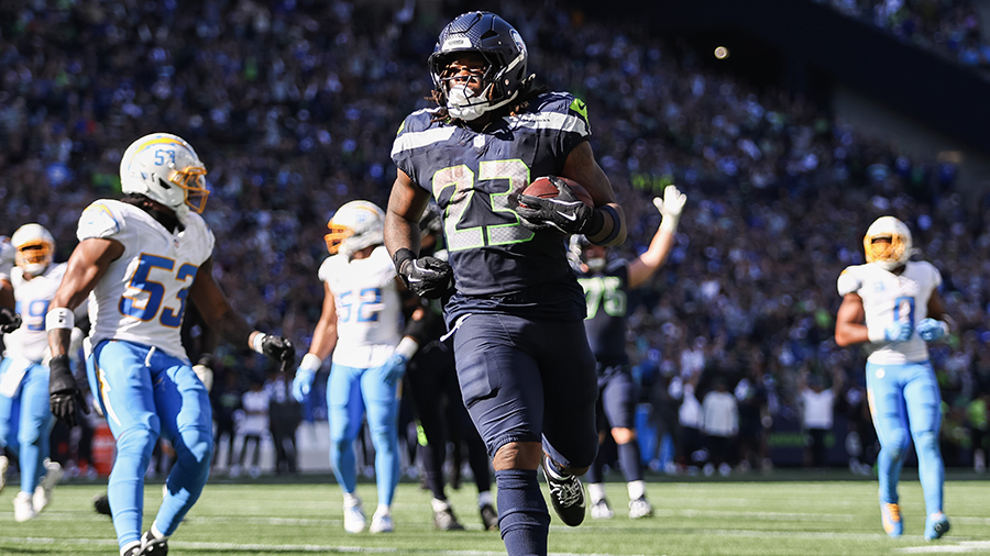 Seattle Seahawks Emanuel Wilson screen pass touchdown Chargers 2026...