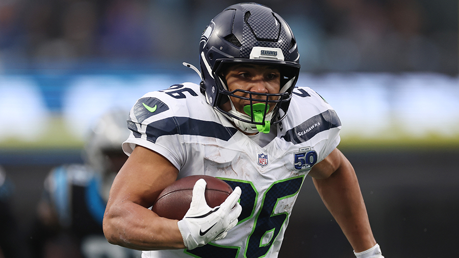 Seahawks activate Charbonnet; Arroyo out for season, per report