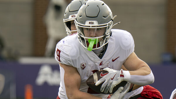 WSU Cougars Kirby Vorhees carries ball 2025