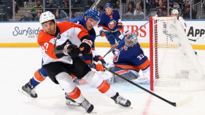 Kraken make a trade with Flyers hours before season opener