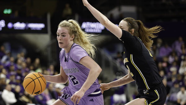 UW Huskies Avery Howell