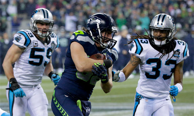 Tight end Luke Willson hauled in a 25-yard touchdown and caught a team-high four passes in Seattle&...