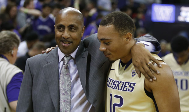 While Gonzaga has played in 17 straight NCAA tourneys, Lorenzo Romar and UW hasn’t been since...