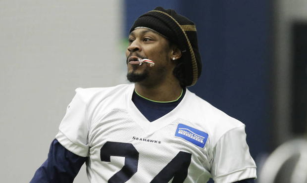 Marshawn Lynch is participating in Seahawks practice after not traveling with the team last week. (...