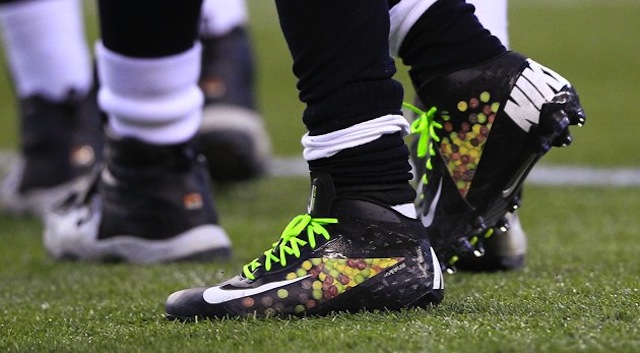 RB Marshawn Lynch fined for wearing Skittles cleats - Seattle Sports