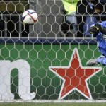 
              FC Dallas goalkeeper Jesse Gonzalez dives to make a save in the first half of an MLS soccer western conference semifinal playoff match against the Seattle Sounders, Sunday, Nov. 1, 2015, in Seattle. (AP Photo/Ted S. Warren)
            